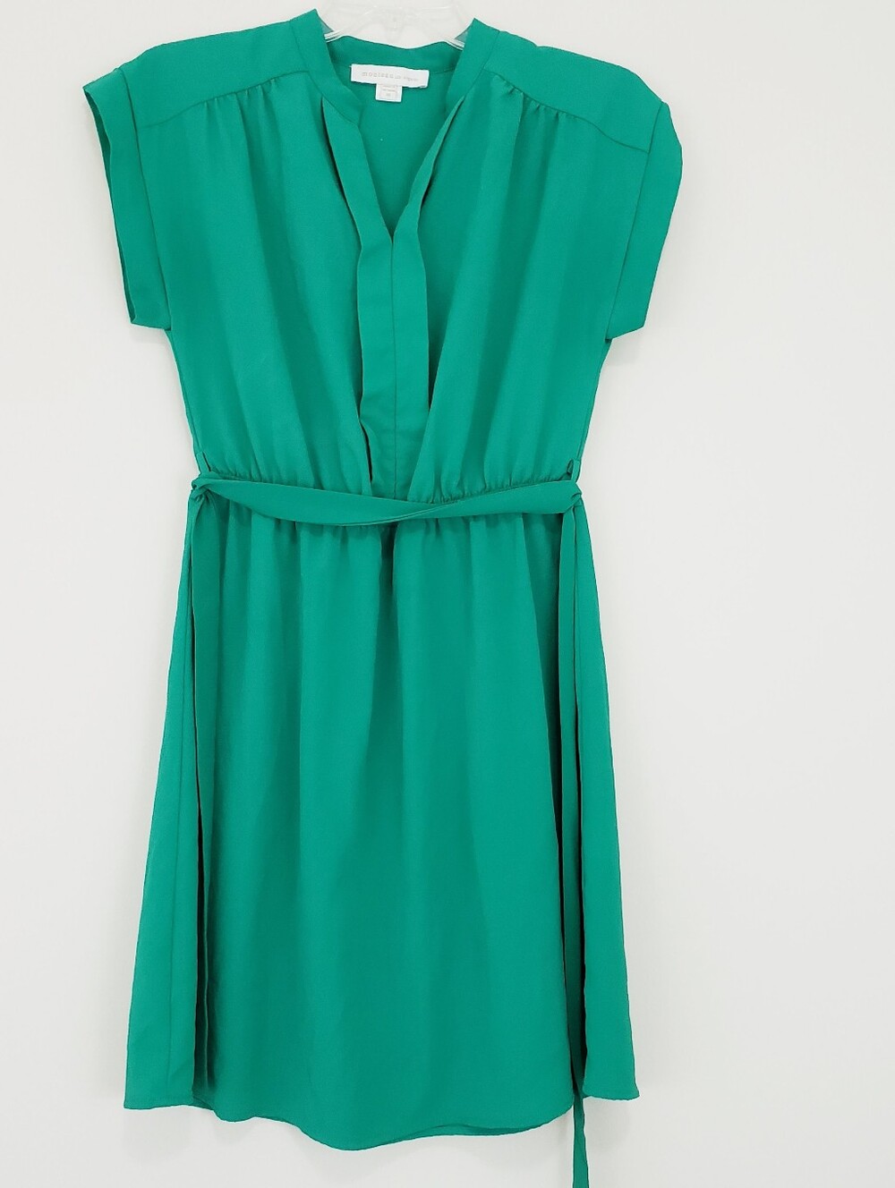 Monteau Emerald Green V-Neck Midi Dress with Belt Short Sleeve Shift Medium